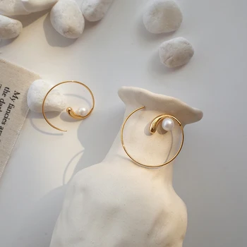Novi Trendy Design Zlato Kovinsko Ukrivljeno Krog, Spirala Geometrijske Krog Pearl Big Hoop Uhani za Ženske Dekle