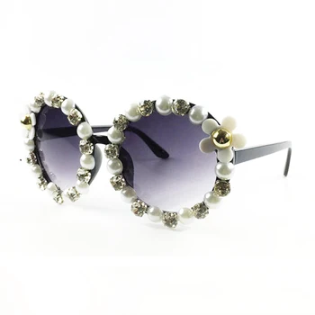 Luksuzni sončna Očala Ženske Sladek Cvet S Pearl Nosorogovo Okrogla sončna Očala Vintage Retro Očala Za Plažo Ženske Odtenki UV400