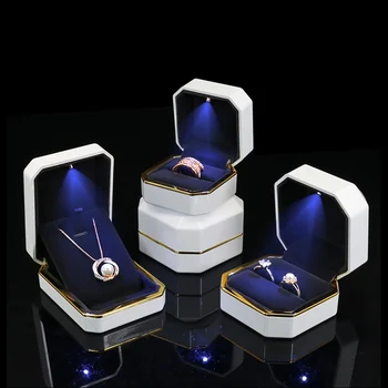 Octagonal LED Svetlobni Obroč, Nakit, Škatla za Shranjevanje Organizator Valentinovo Darilo Primeru Prenosni Nakit Organizator Obroč Polje z LED-Ligh