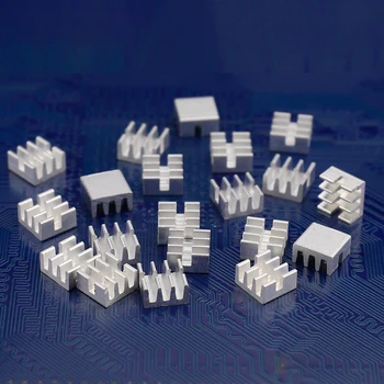1000 kos/veliko Gdstime Aluminija hladilnega telesa MOS RHS-01 Mini IC Hlajenje Chipset Hladilnik Heatsink 6,5 mm x 6,5 mm x 3,5 mm Visoke Kakovosti