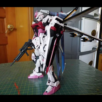 Bandai Gundam Anime figuric Sestavljanje Modela MG 1/100 Stavke Rouge Napad Zardevanje Gundam Prestavi RM Različica Okraski
