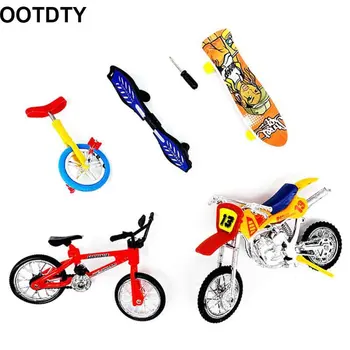 Mini Prst Kolo motorno kolo, Nastavite Kolo Fingerboard DIY Ustvarjalne Igre Skateboard Otroci Otroke, Izobraževalne Igrače, Darila