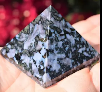 1pcs50mm Himalaje Mystic Indigo Gabbro Piramida Kristalne Energije